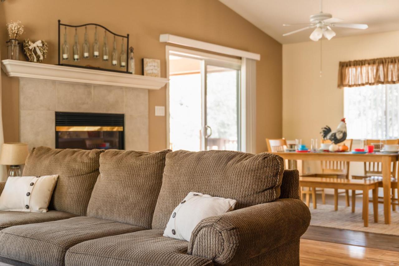 Lazy Squirrel - Cozy Family House With Full Game Room Kernville Exterior foto